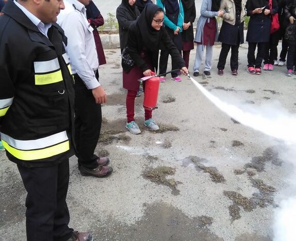 دبیرستان متوسطه دوم و دخترانه شهید مرتضی فلاح پور