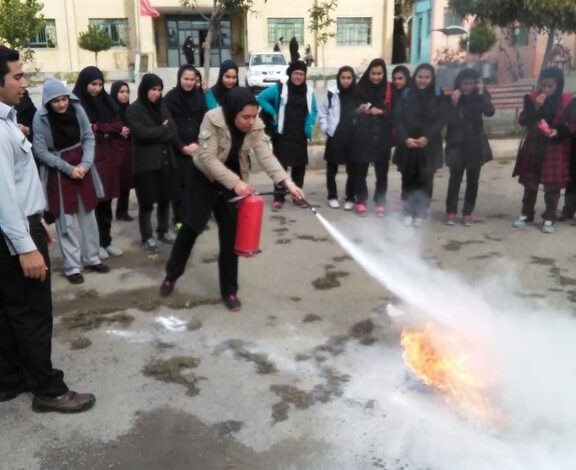 دبیرستان متوسطه دوم و دخترانه شهید مرتضی فلاح پور